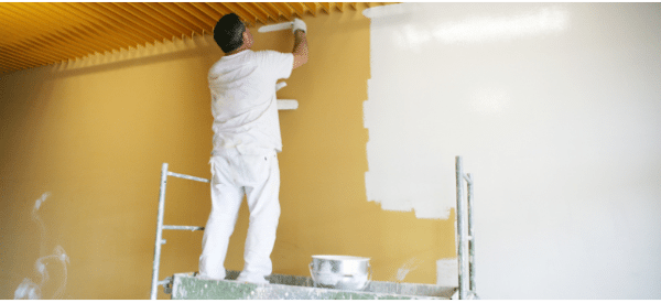 Фарбування стін - процес не складний, але вимагає особливої ​​уваги і відповідальності