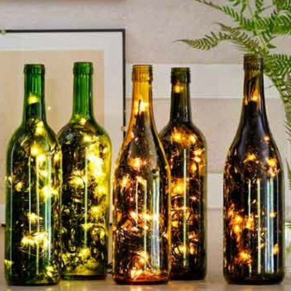 Декоративний світильник з пляшки